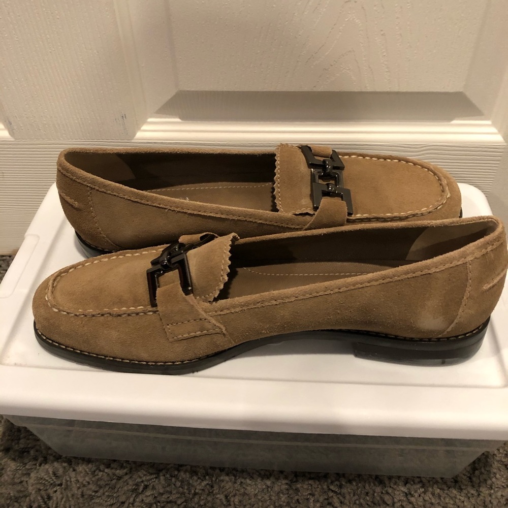 Gorgeous Suede Franco Sarto Loafers, Never Worn!! - Picture 2 of 4